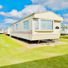 6 Birth Cosy caravan 134 Sealands