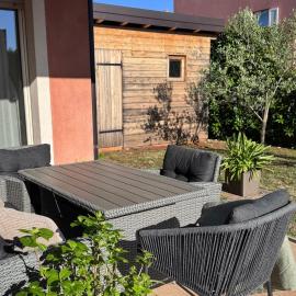 Novigrad Garden Apartment