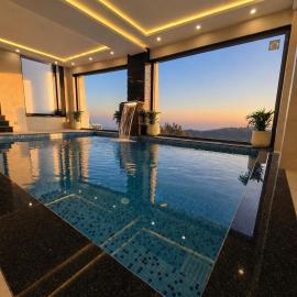Barog Heights, hotel a Barog