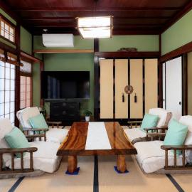 Resort Villa Nanto リゾートヴィラ南砺 EF1, hotel v mestu Nanto
