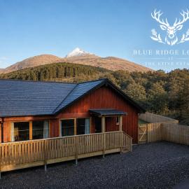 Blue Ridge - Luxury Lodge - Hot Tub - Stunning View - The Etive Estate, Hotel in Taynuilt