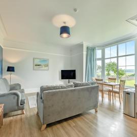 Silverdale Apartment