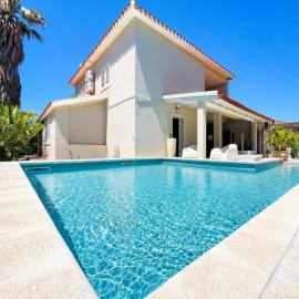 La Costa Rooms