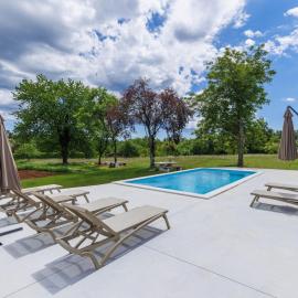 Holiday Home Golden Roots by Interhome