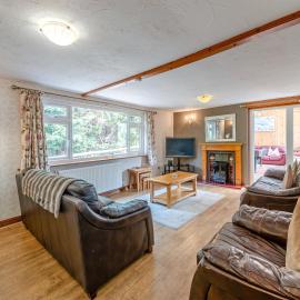 Captains Quarters - 16266