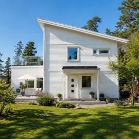 Renovated Swedish Villa Lake Views Beach Access