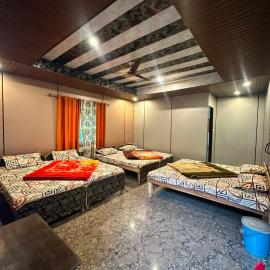 Phata में, होटल Rudraksh Tourist Resort