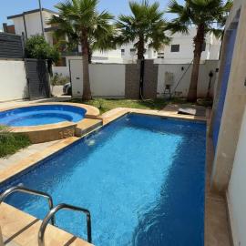Villa Piscine Jacuzzi Saïdia 3 chambres, khách sạn ở Saïdia