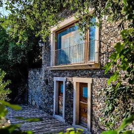 Aguilhões River House