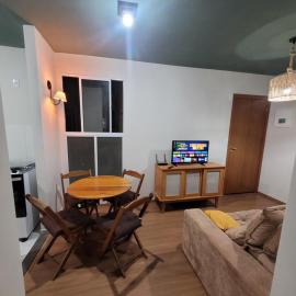 Apê Aconchegante e Completo para Famílias, hotel v destinácii Macaé