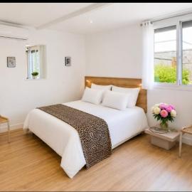 STUDIO Jasmin & Jardin 1 à 2 pers à Villa Terra, hotel a Balma