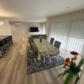 Apartamento com 3 quartos e piscina em Pombal, hotelli kohteessa Pombal