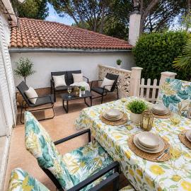 La Casita de Noe con vista al Pantano de San Juan, hotel din San Martín de Valdeiglesias