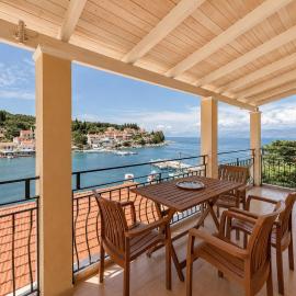Virginia's Penthouse, hotel in Kassiopi