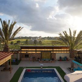 شاليه الأمير shalet alameer, hotel v destinaci Ḩayyān ar Ruwaybiḑ al Gharbī