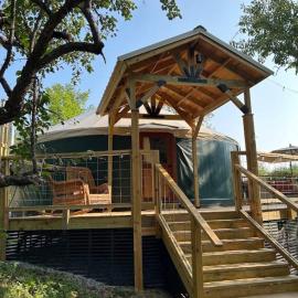 Modern Yurt | 2 Decks + Bar | Wifi | Fire Pit - Tent, hotell sihtkohas Buckfield