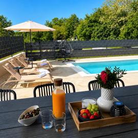 Villa Mara, hotel i Lušetići