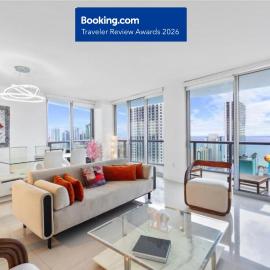 Resort-Style Living with Direct Ocean Views - 3BR Beauty, hotel in Hallandale Beach