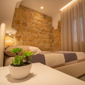 DaiRa 103 Luxury Suite sulle Mura di Cefalù, Hotel in Cefalú