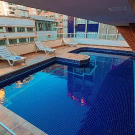 Hotel Açores, hotel en Balneário Camboriú