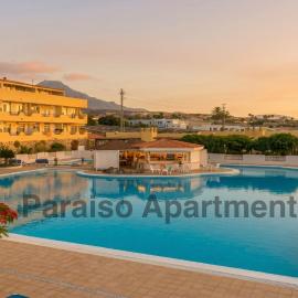 Paraiso Apartment 1km walk to beach