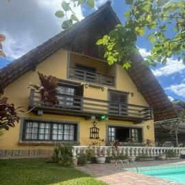 Casa com Piscina e Churrasqueira Perto da CBF, Feirarte, Parque Nacional