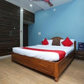 Viesnīca Hotel O Kalinga Regency pilsētā Khandagiri
