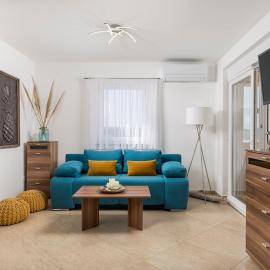 P & T Apartment Klimno