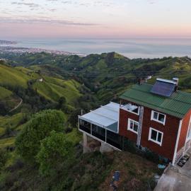 Kartal Gözü Konaklama tesisi, hotel v mestu Rize