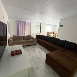 Quarto privado simples para o público masculino em acomodação compartilhada