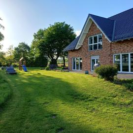 Viesnīca Ruhige Hofwohnung, modern und kinderfreundlich pilsētā Extertal