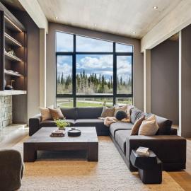 Sisu Lodge by Canmore Premier，位于卡纳纳斯基斯村的酒店