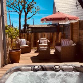 LES POIS SONT ROZ, hotel in Perros-Guirec