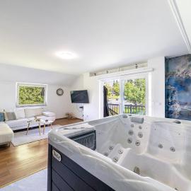 Green and Wood Design Apartments - near Airport with free parking, отель в Сараеве