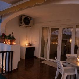 APARTAMENTO CON ENCANTO EN RESIDENCIAL CON PISCINA