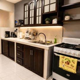 Casa Elegante y en Residencial Privada en Santa Ana, hotel in Santa Ana