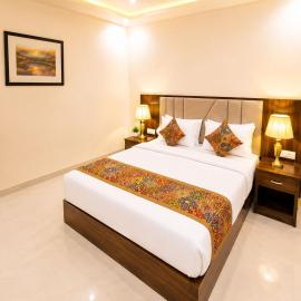 Hotel Urban Inn - The RK Hospitality Group #Prem Mandir #Chaar Dham Fully AC, hotel en Vrindāvan