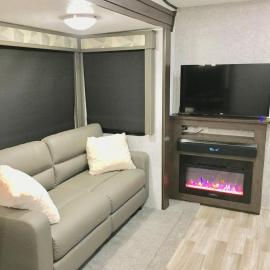 2 BR 2 BA Oasis Kayaks, Pool, Beach and Dock Rental