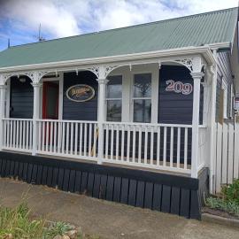 Honeymoon Cottage