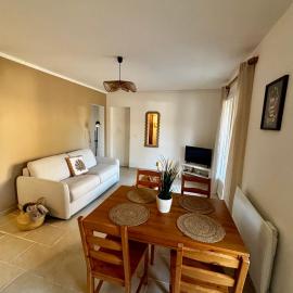 Le Cocon de Clisson, hotel u gradu Klison