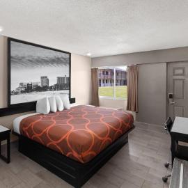 Super 8 by Wyndham Biloxi at the Beach, ξενοδοχείο σε Biloxi