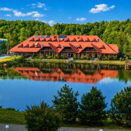 Hotel Gorzelanny - basen , jacuzzi , sauna sucha, parowa w cenie pobytu!, hotel em Pokrzywna