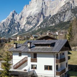 Hotel Sorapis, hotel din San Vito di Cadore