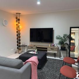 KozyGuru | 3BR Retreat to ADL & Barossa in 40m