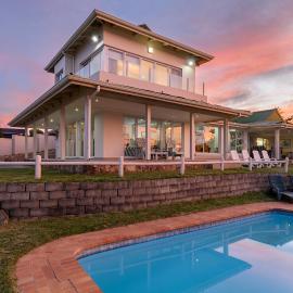 Shabby View Beach House, hotel in Southbroom
