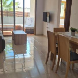 Nautical Nest, hotel i Livadhia