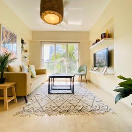 ConnektHomes - Modern2Bed-BandraArea, hotel in Mumbai
