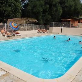 Camping 3 étoiles - Piscine - ccbfihb, hotel in Casaglione