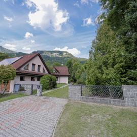 Apartman Nina, hotel u gradu Kvačany