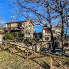 La Casetta dei Cerri, hotel v destinaci Fontavignone